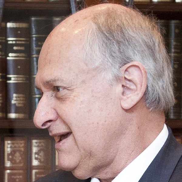 Retrato de Manuel Elkin Patarroyo
